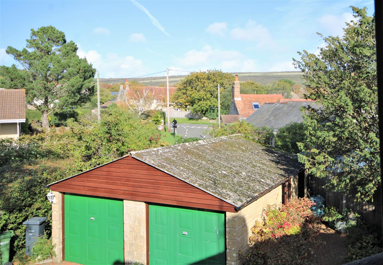 Isle of Wight House Detached Property STC in Brighstone